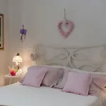 Tre Civette Sul Comò